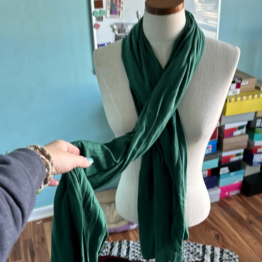 Green scarf